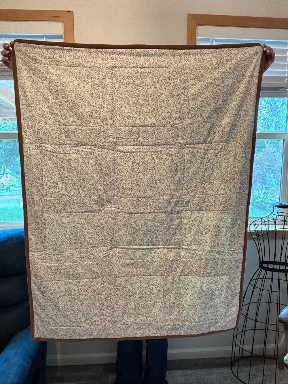 Handmade and Hand Embroidered Green & Cream Cabin-Themed Quilt 38x50